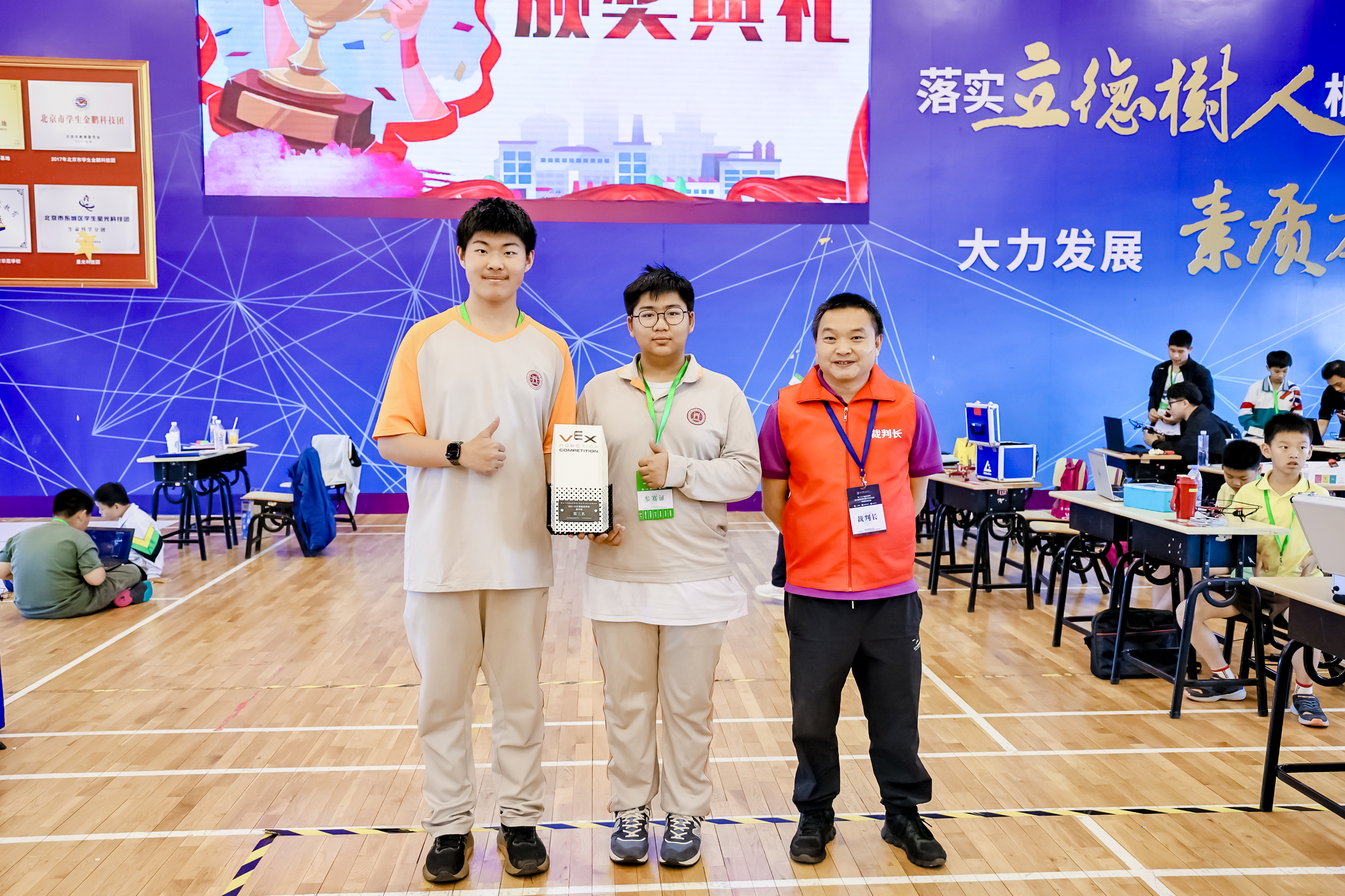 20250527304717.jpg e7f048ae9b3b089f82d865565ebda13.jpg