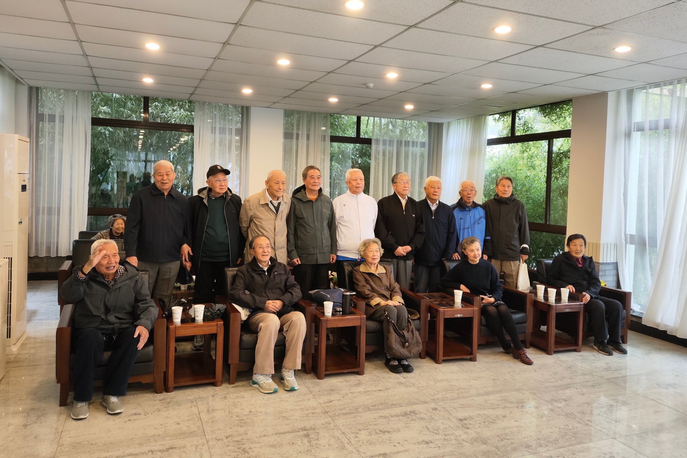 20251015276843.jpg f9ddf9ae32f1ea56d4401dde4e98e640.jpg