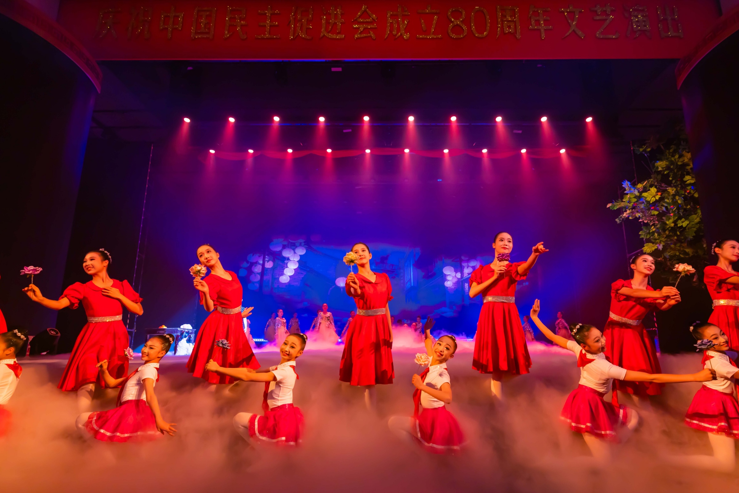 20251225515458.jpg 小桔灯.jpg